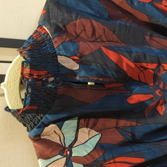 Ruffle Detail Cocktail Dress - Picture 6 of 9